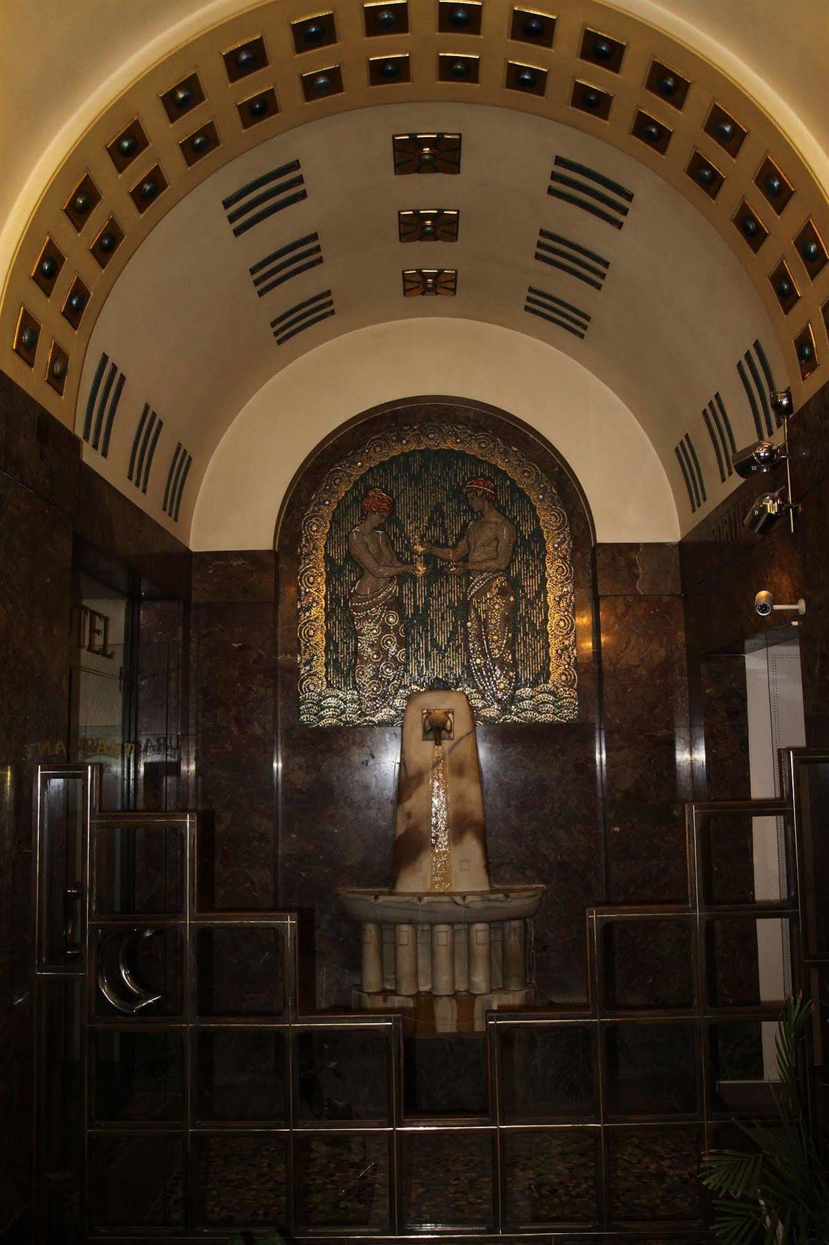 Praha Hotel 3*